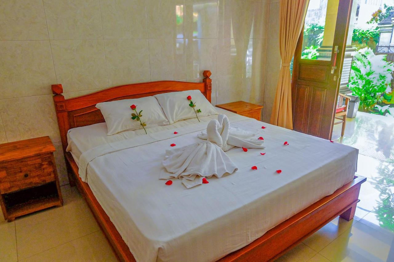 Adi Homestay Canggu Buitenkant foto