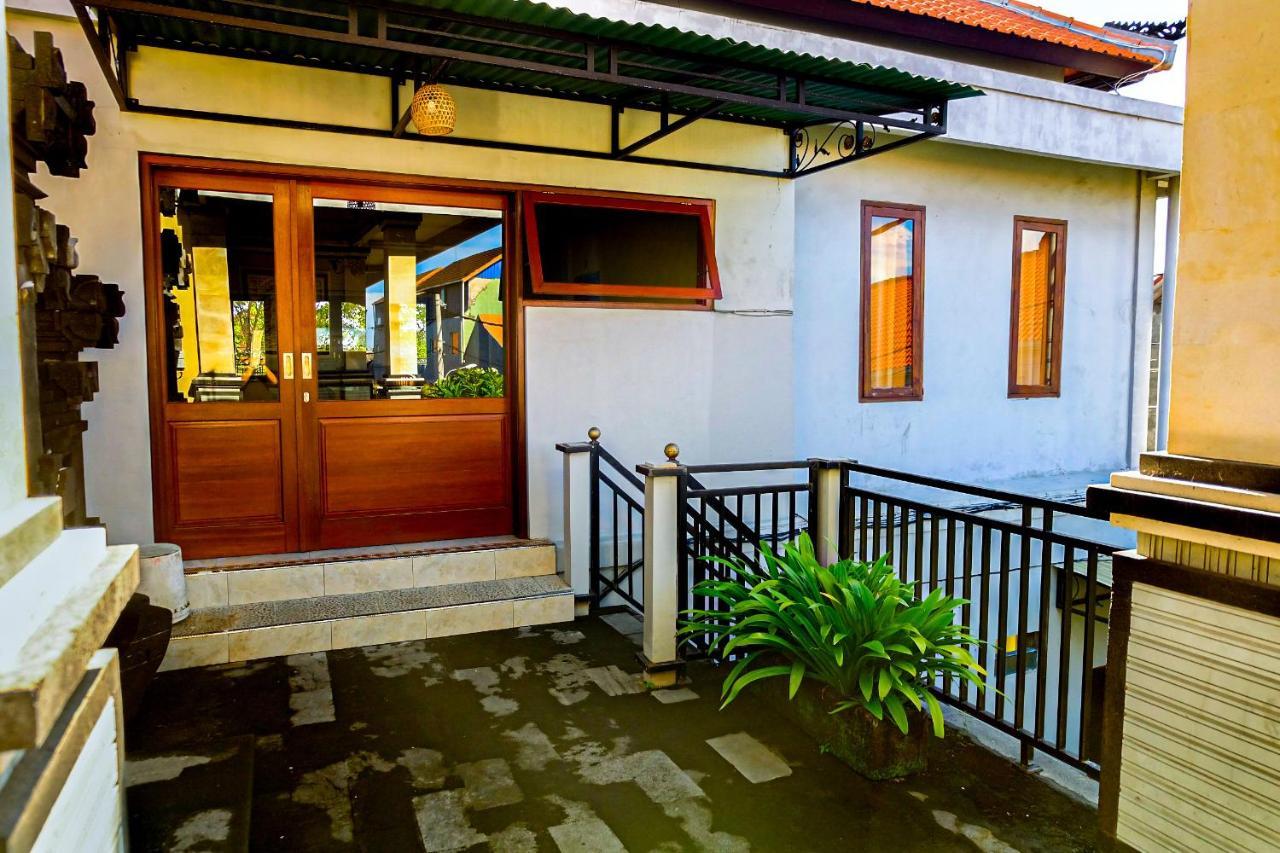 Adi Homestay Canggu Buitenkant foto